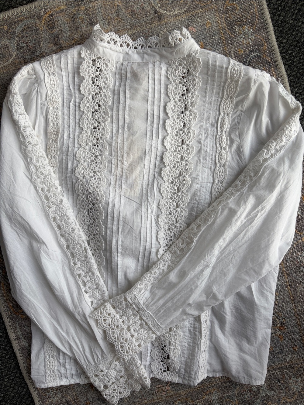 Women's White Lace-Trim Button-Down Shirt - Picture 11 of 11